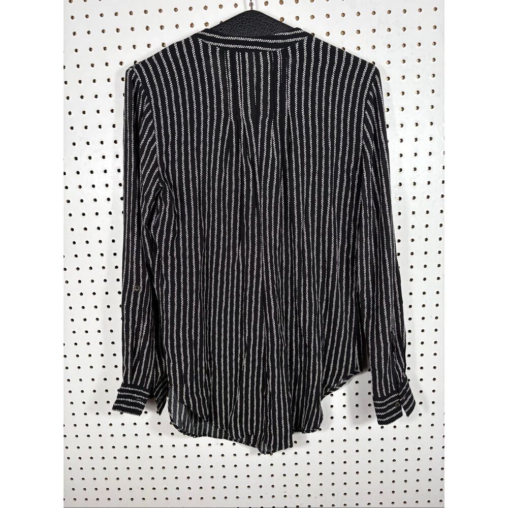 Anthropologie Maeve Calia Black & White Printed Buttondown Tunic Top size 10 - Picture 2 of 4